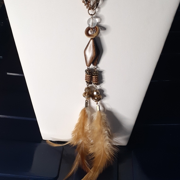 Necklace - Picture 2 of 3